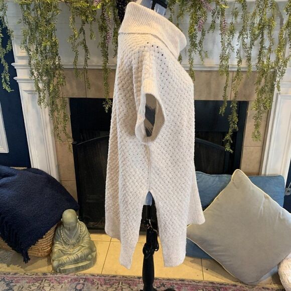 Lane Bryant oatmeal basket weave cowl neck short sleeve tunic sweater 14/16 - Picture 3 of 7